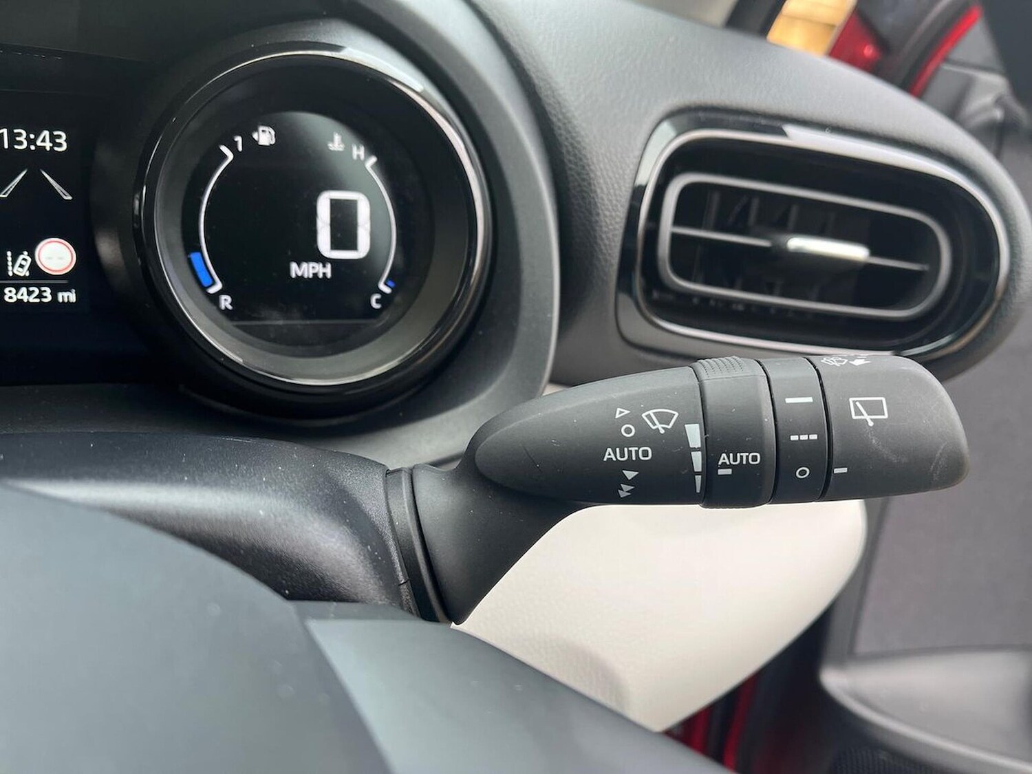 Used Toyota Yaris 2023 for sale - 76920086: Photo 27