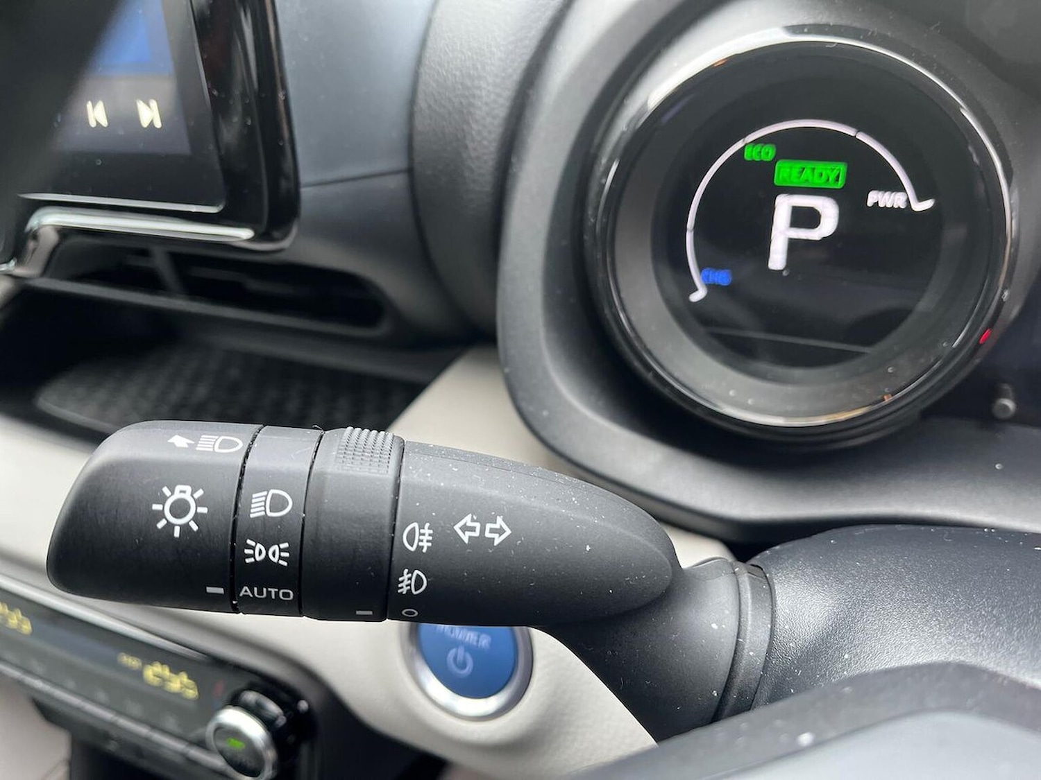 Used Toyota Yaris 2023 for sale - 76920086: Photo 28