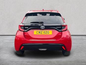 Used Toyota Yaris 2023 for sale - 76920086: Photo