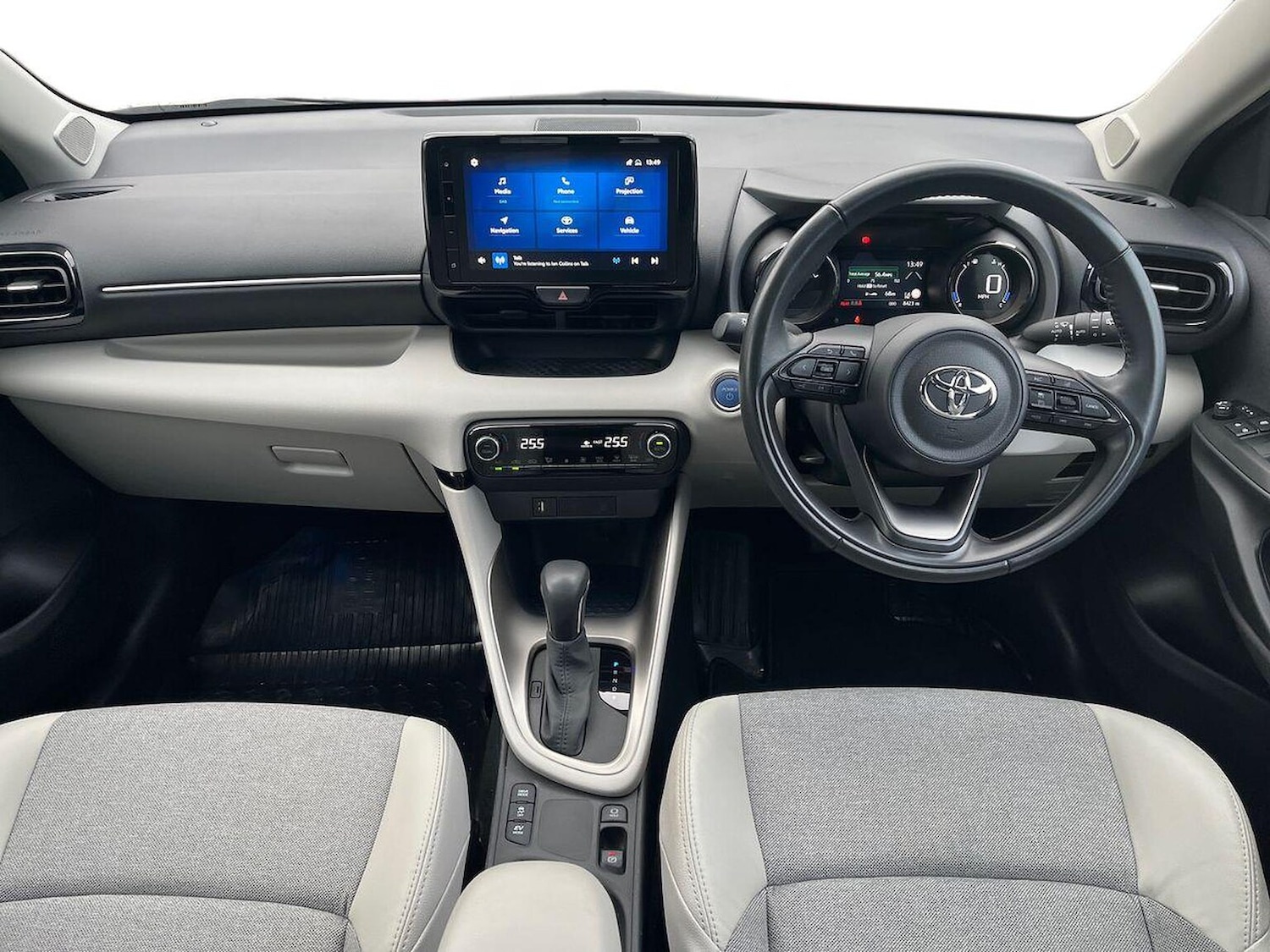 Used Toyota Yaris 2023 for sale - 76920086: Photo 8