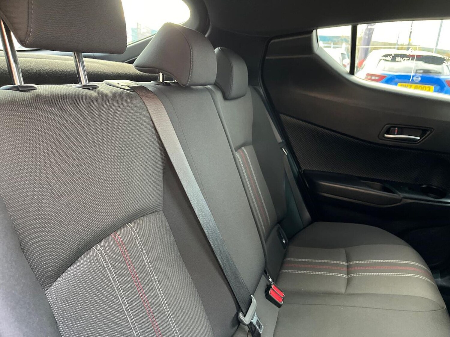 Used Toyota C-HR 2023 for sale - 76490712: Photo 16