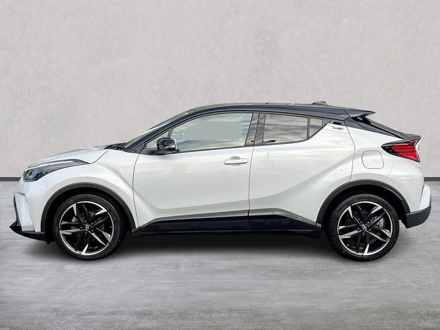 Used Toyota C-HR 2023 for sale - 76490712: Photo 19