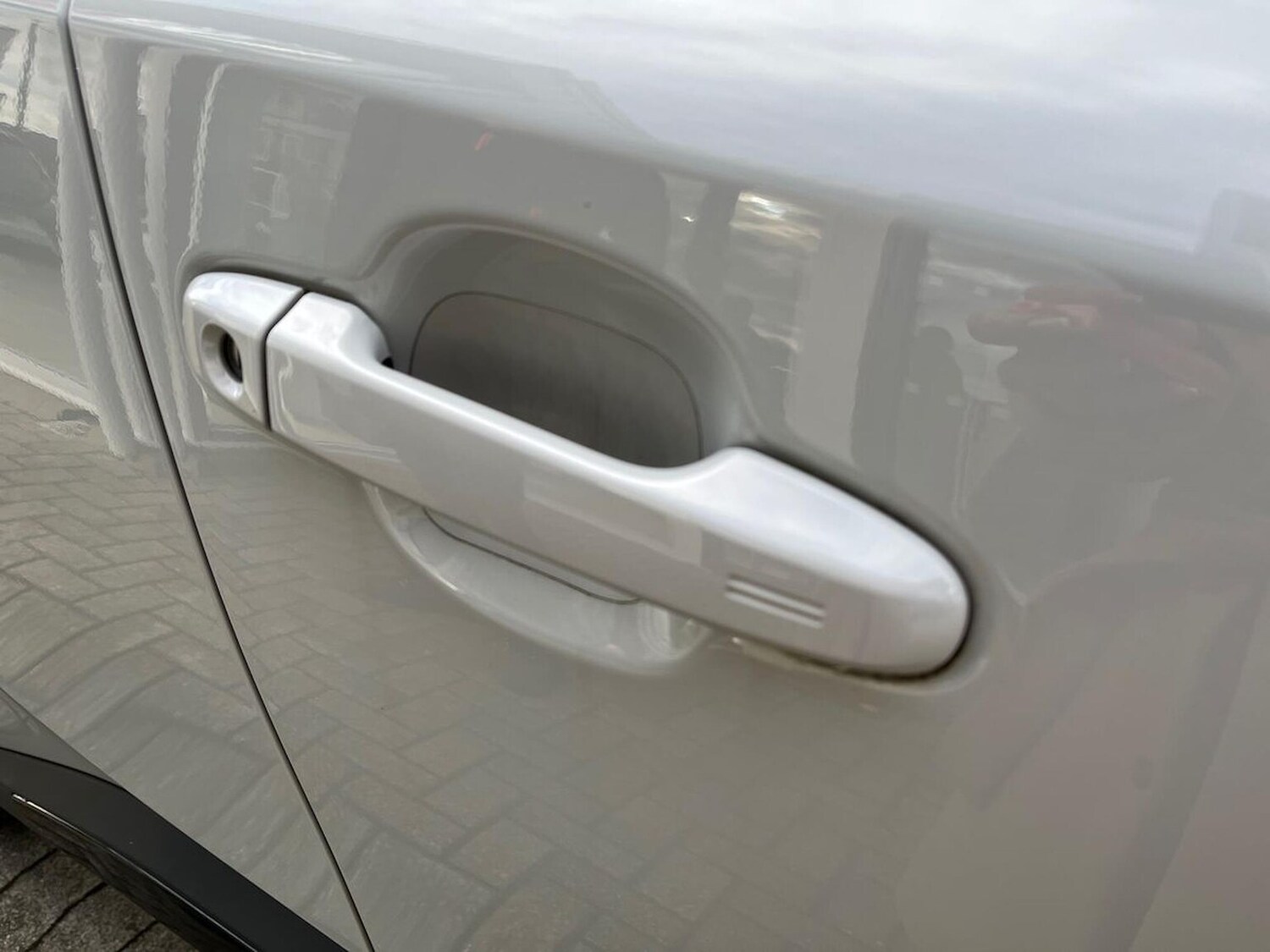 Used Toyota C-HR 2023 for sale - 76490712: Photo 34