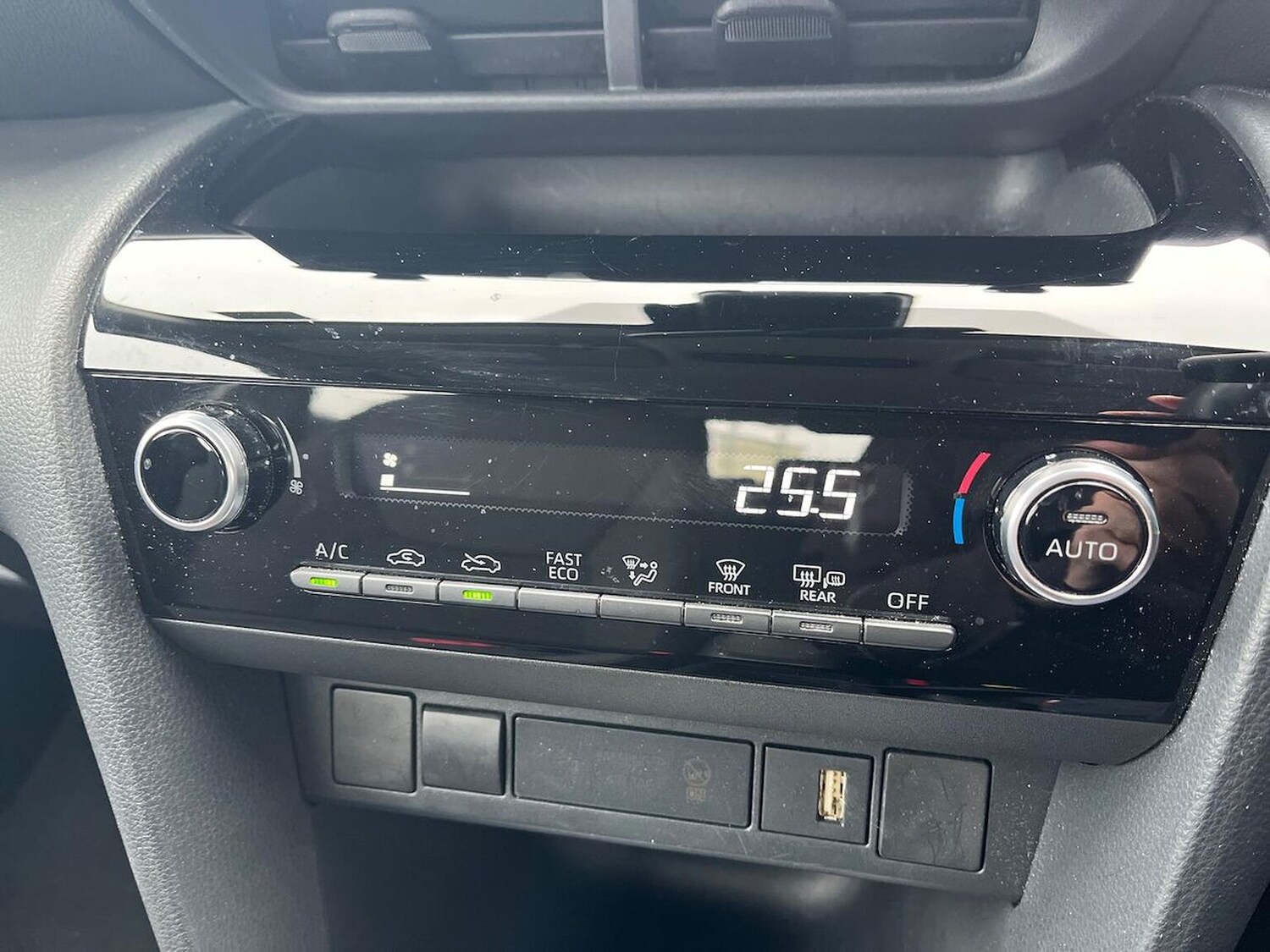 Used Toyota Yaris Cross 2023 for sale - 76257811: Photo 12