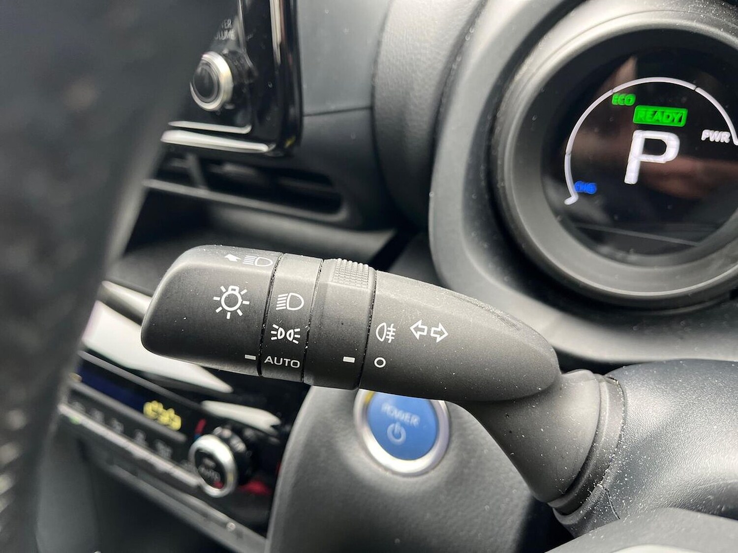 Used Toyota Yaris Cross 2023 for sale - 76257811: Photo 28