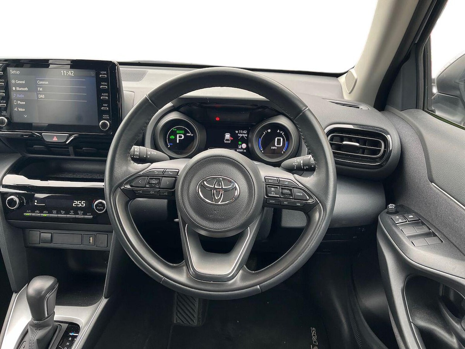 Used Toyota Yaris Cross 2023 for sale - 76257811: Photo 9