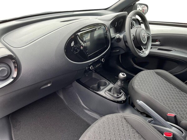 Used Toyota Aygo X 2025 for sale - 76225059: Photo 15