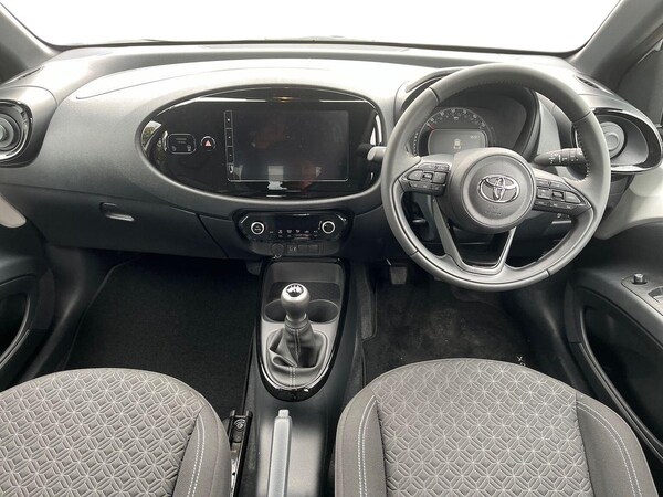 Used Toyota Aygo X 2025 for sale - 76225059: Photo 8