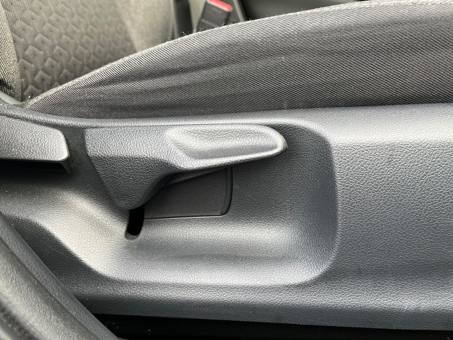 Used Toyota Yaris Cross 2024 for sale - 77487604: Photo 29