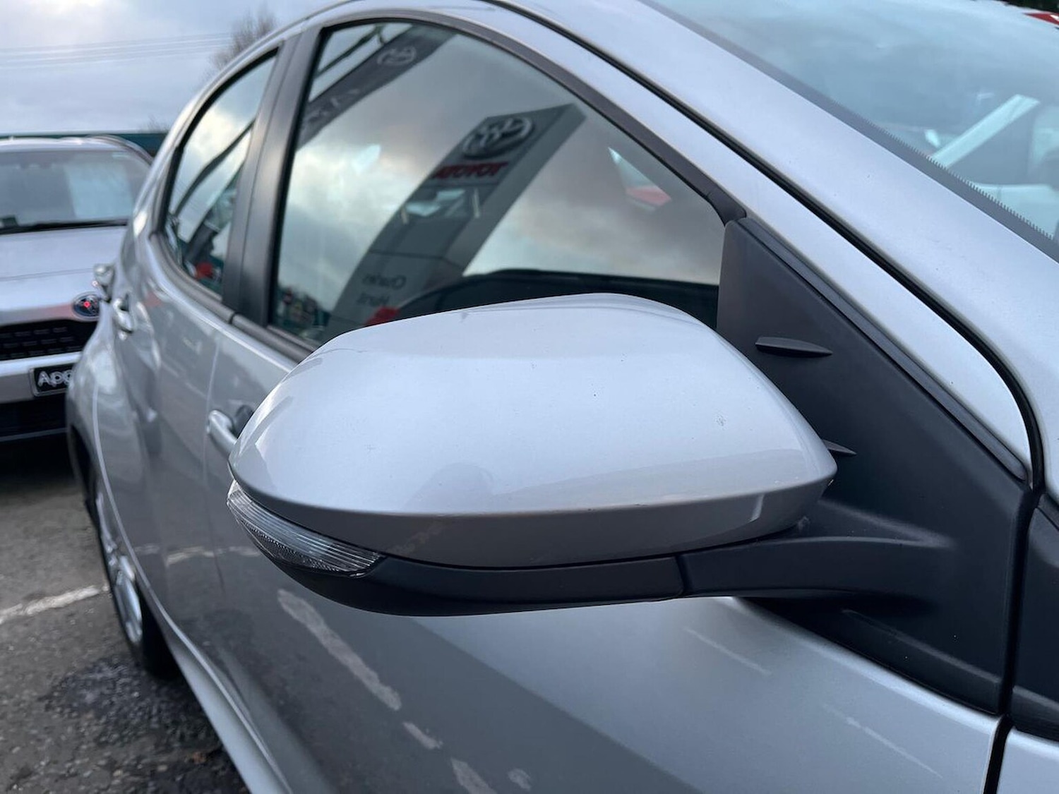 Used Toyota Yaris 2021 for sale - 77080870: Photo 33