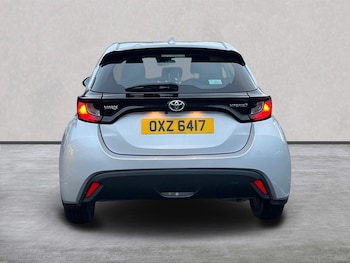 Used Toyota Yaris 2021 for sale - 77080870: Photo
