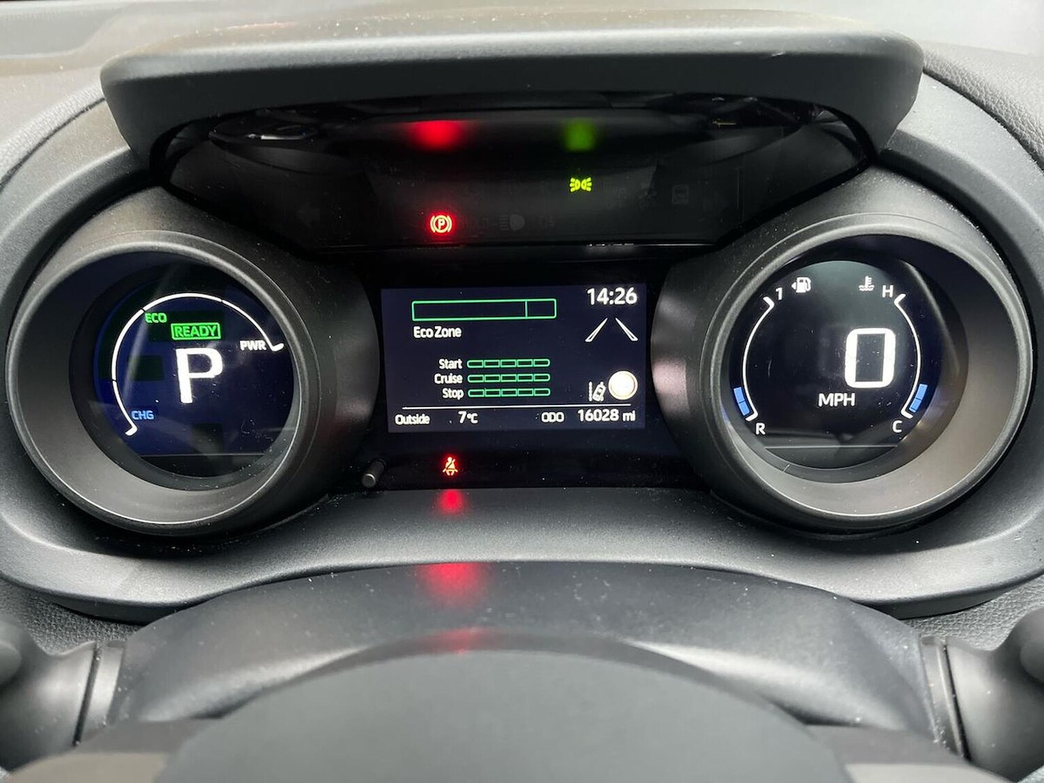 Used Toyota Yaris 2022 for sale - 77802127: Photo 10