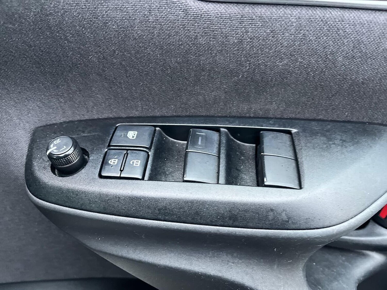 Used Toyota Yaris 2022 for sale - 77802127: Photo 21