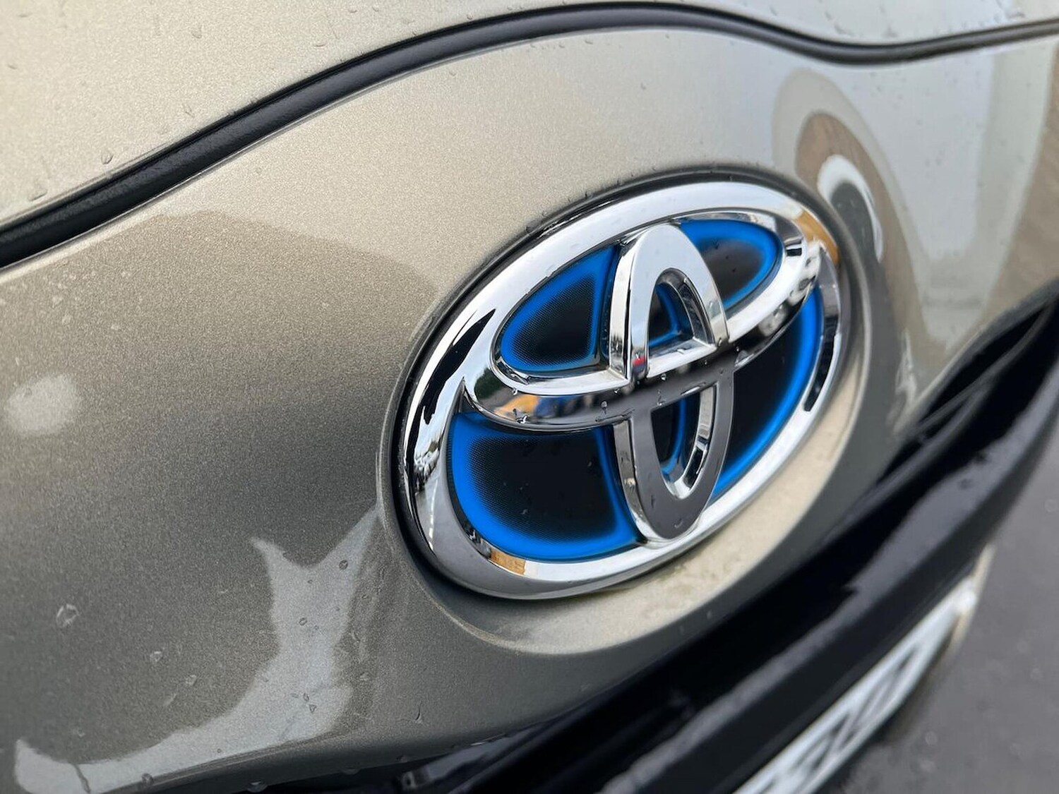 Used Toyota Yaris 2022 for sale - 77802127: Photo 32