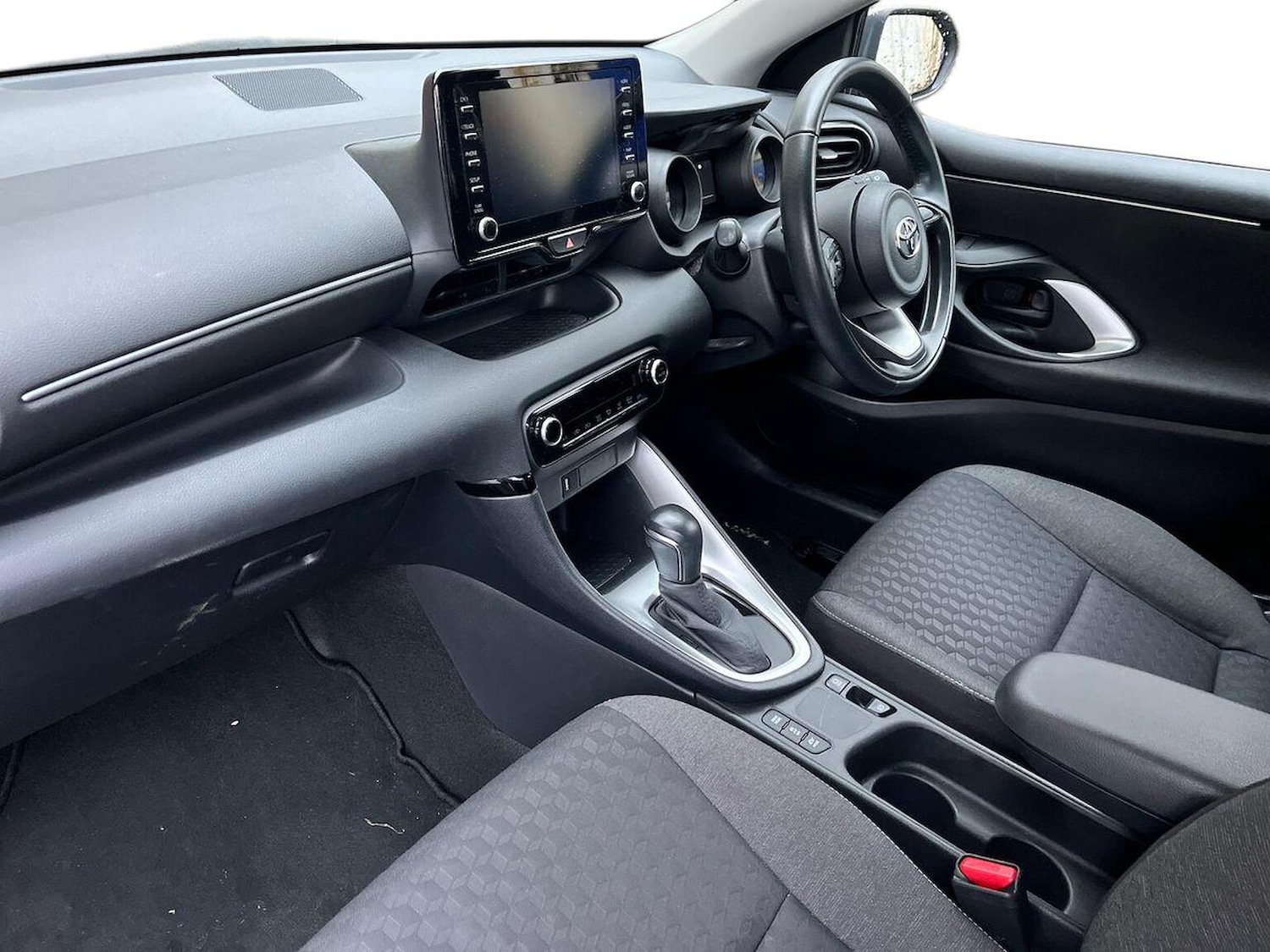 Used Toyota Yaris 2022 for sale - 77802127: Photo 7