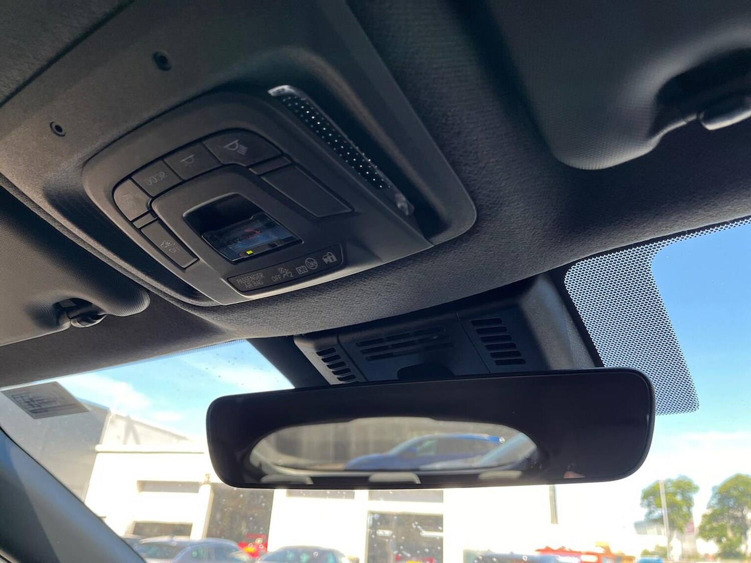 Used Toyota C-HR 2025 for sale - 76611617: Photo 14