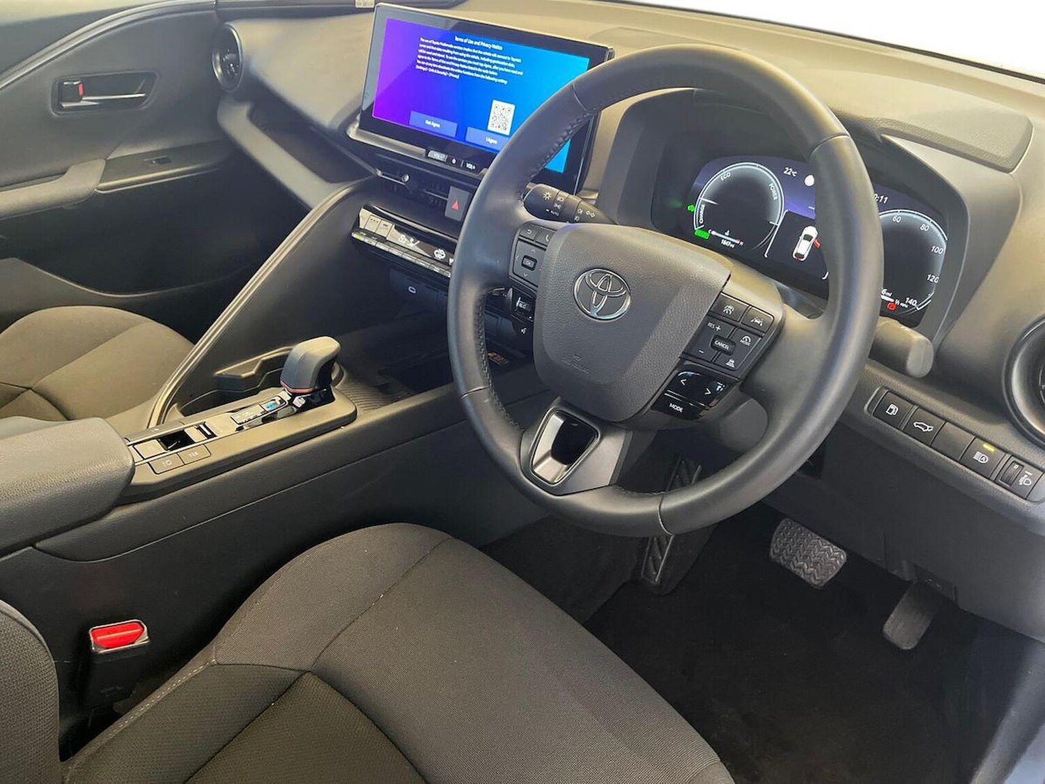 Used Toyota C-HR 2025 for sale - 76611617: Photo 15