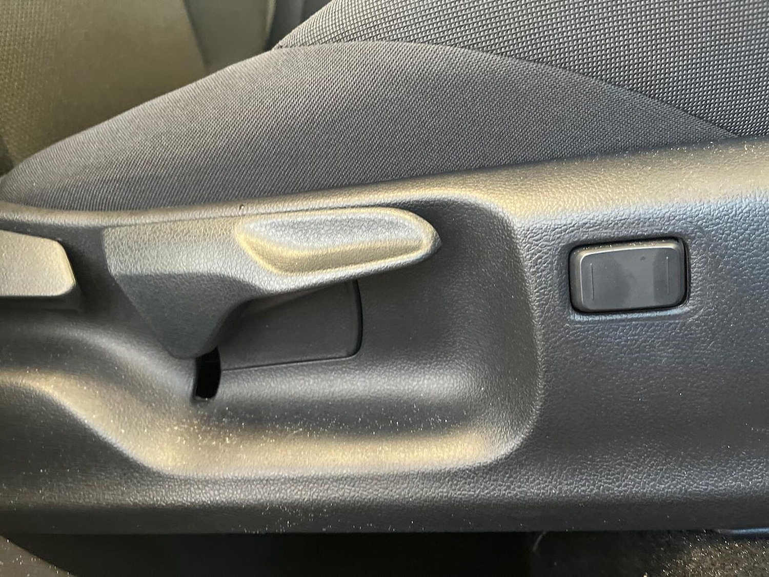 Used Toyota C-HR 2025 for sale - 76611617: Photo 30