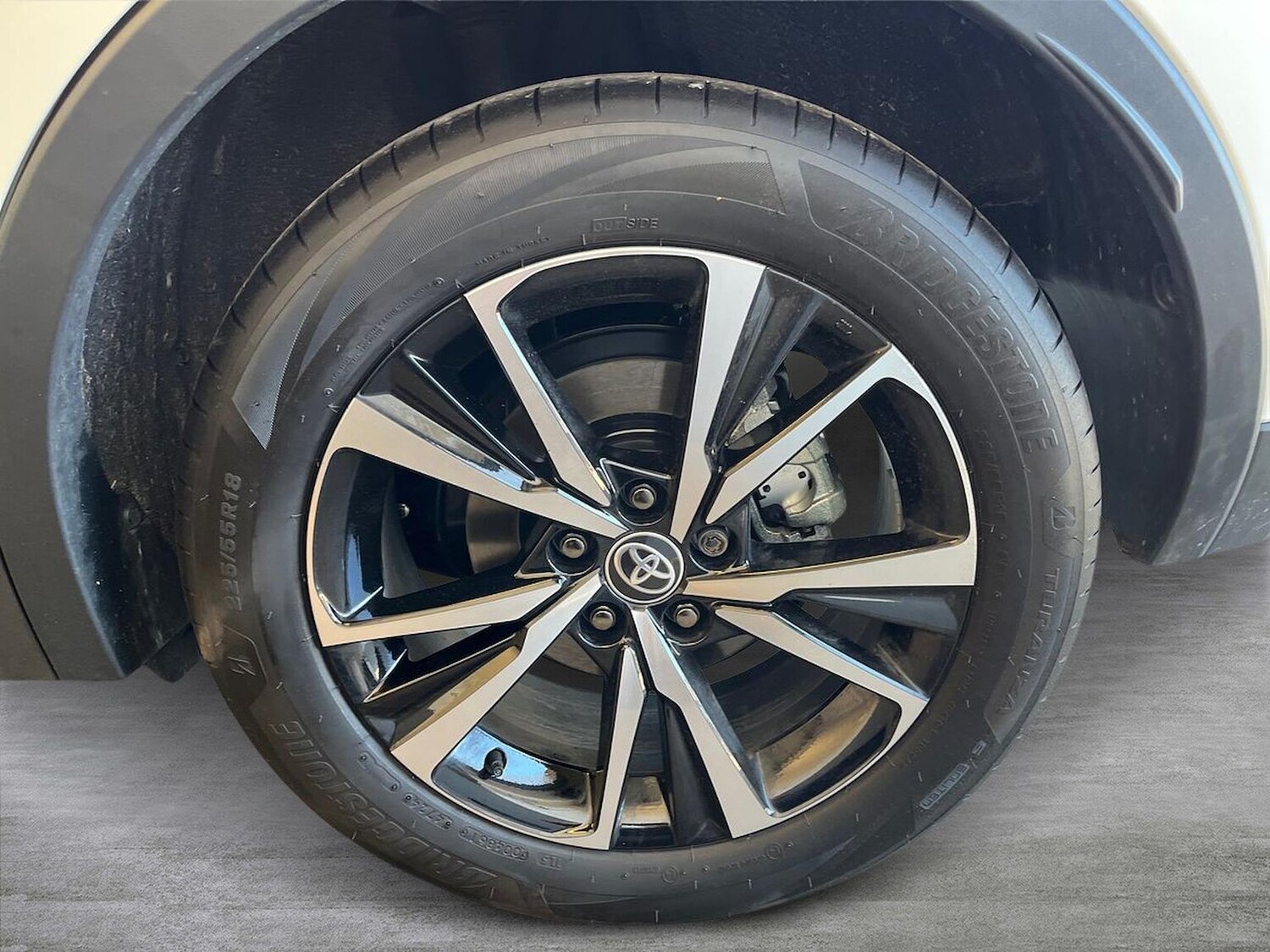 Used Toyota C-HR 2025 for sale - 76611617: Photo 6