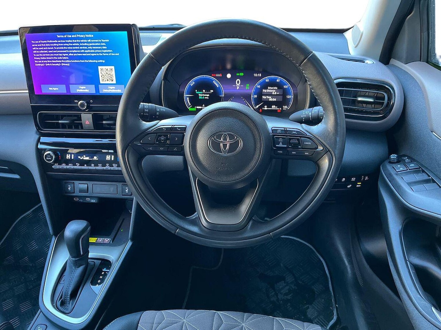 Used Toyota Yaris Cross 2024 for sale - 76877971: Photo 9