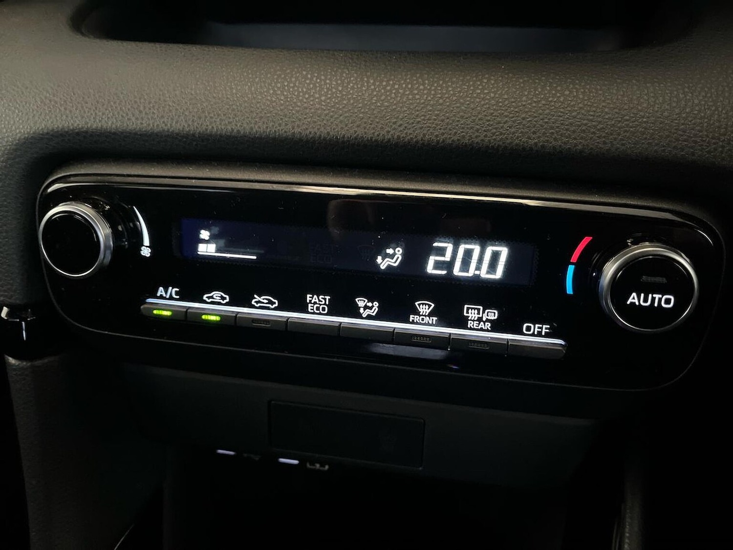 Used Toyota Yaris 2025 for sale - 77901592: Photo 12