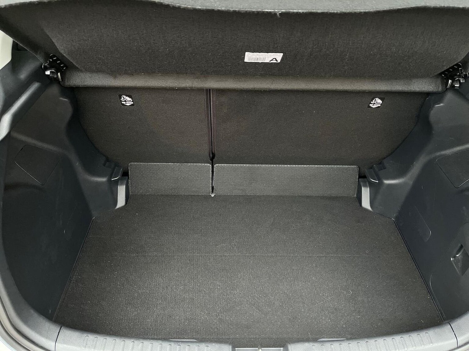 Used Toyota Yaris 2025 for sale - 77901592: Photo 17