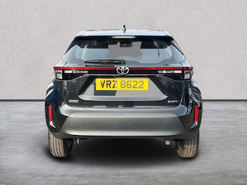 Used Toyota Yaris Cross 2024 for sale - 76353625: Photo