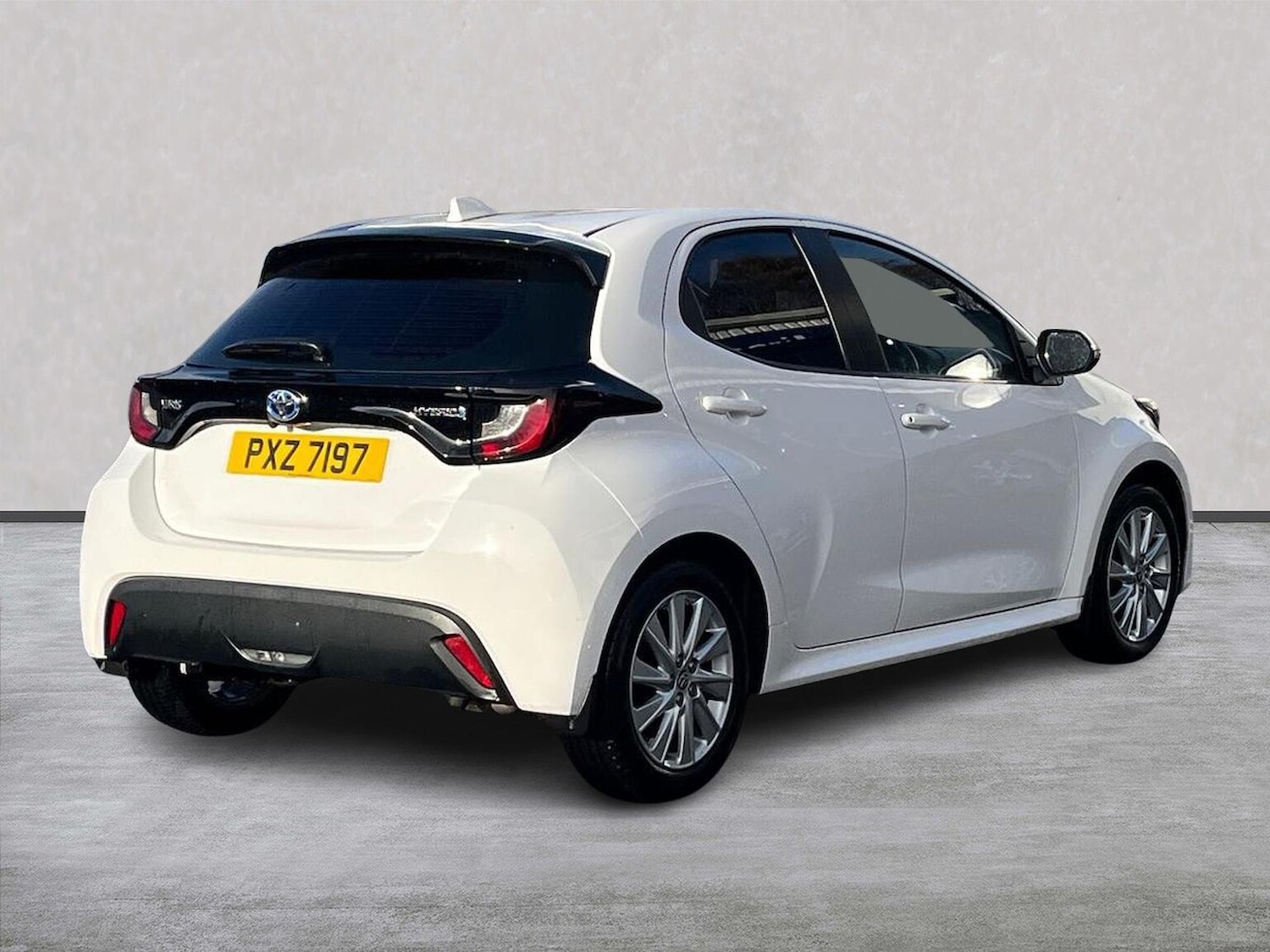 Used Toyota Yaris 2022 for sale - 76770009: Photo 18