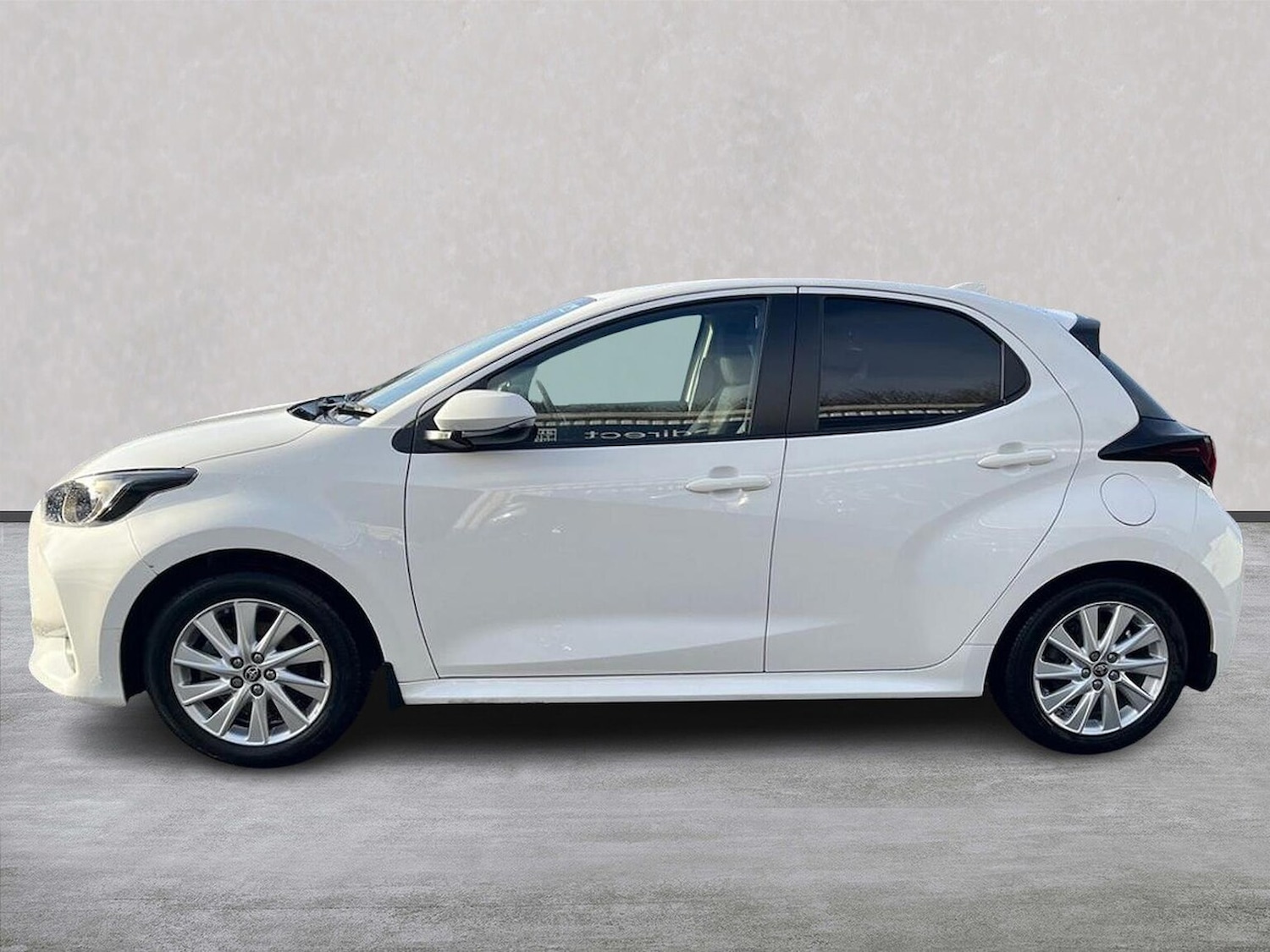 Used Toyota Yaris 2022 for sale - 76770009: Photo 19