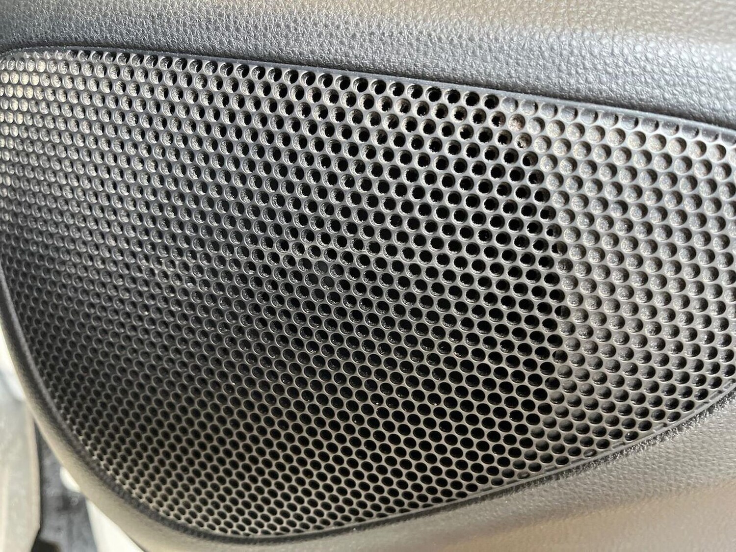 Used Toyota Yaris 2022 for sale - 76770009: Photo 30