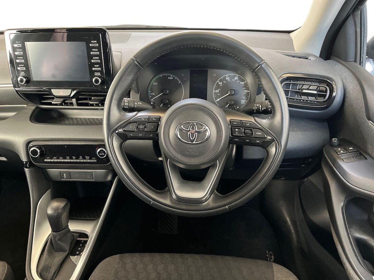 Used Toyota Yaris 2022 for sale - 76770009: Photo 9