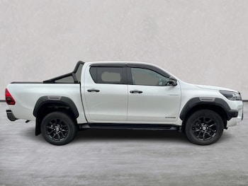 Used Toyota Hilux 2025 for sale - 79507688: Photo