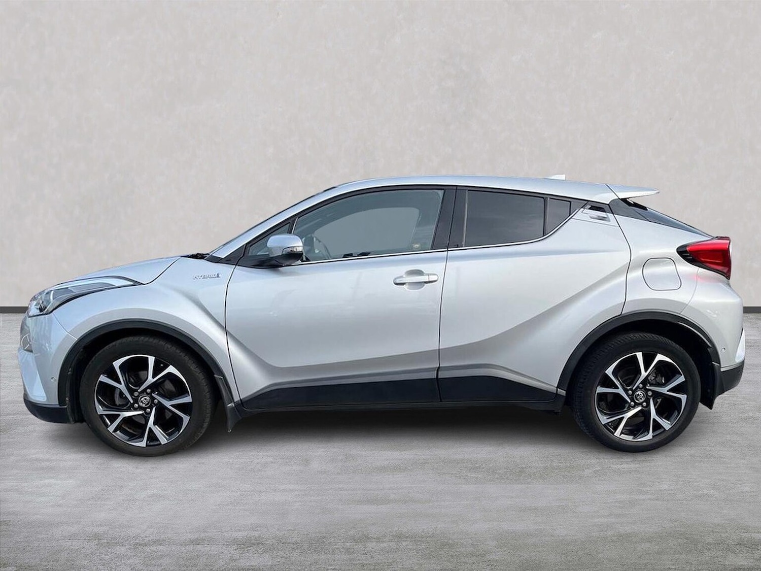 Used Toyota C-HR 2019 for sale - 76357926: Photo 19