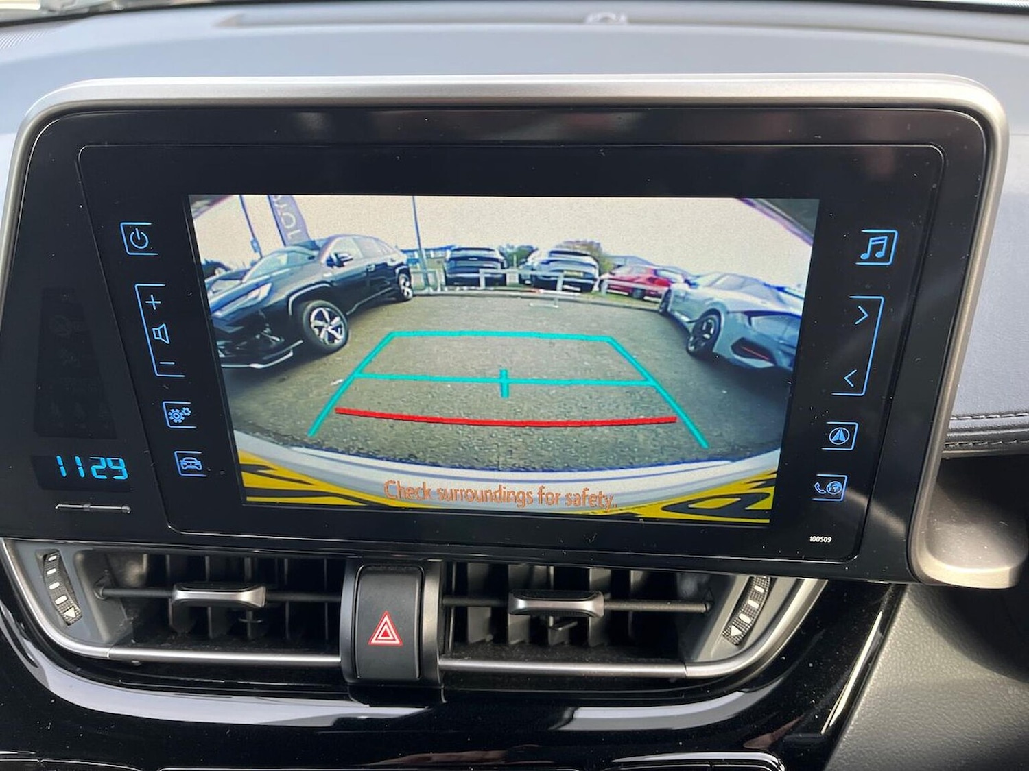 Used Toyota C-HR 2019 for sale - 76357926: Photo 23