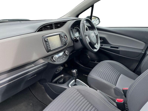 Used Toyota Yaris 2020 for sale - 76268261: Photo 7