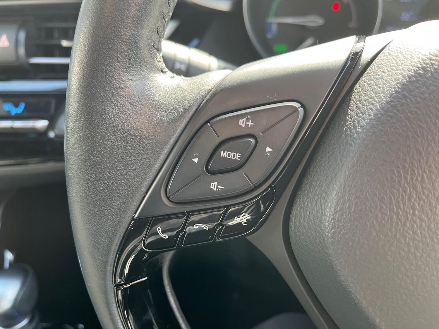 Used Toyota C-HR 2022 for sale - 78193037: Photo 29