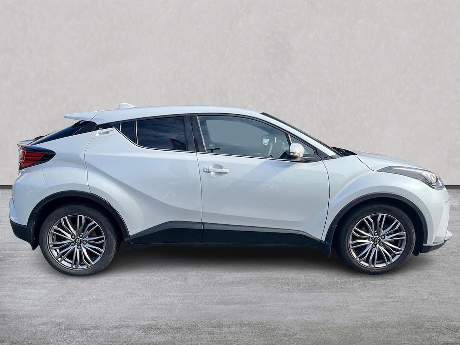 Used Toyota C-HR 2022 for sale - 78193037: Photo 5