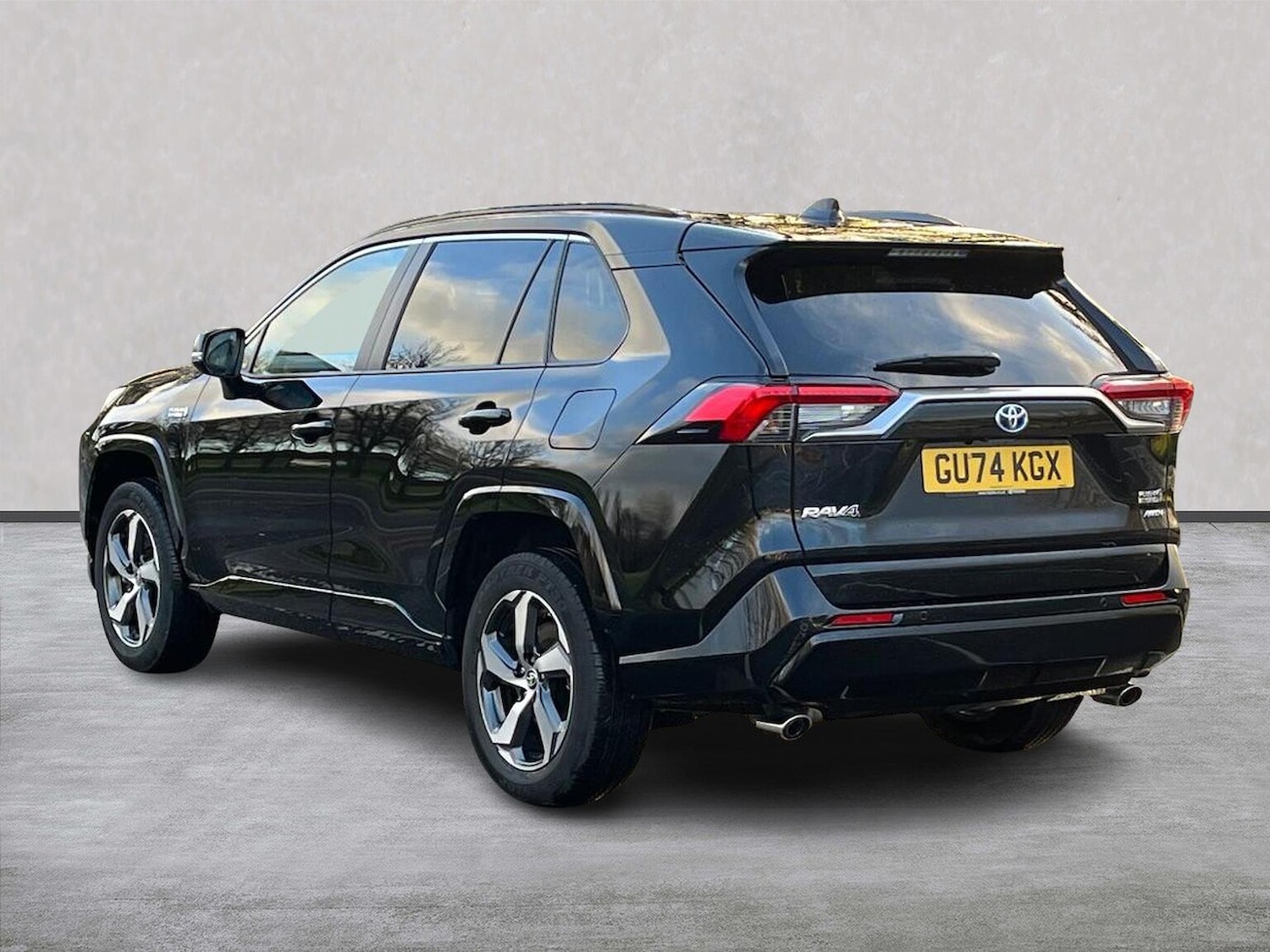 Used Toyota RAV4 2024 for sale - 76986919: Photo 2