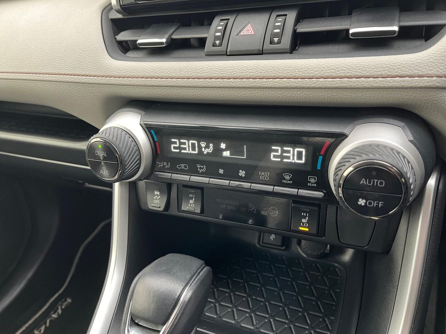 Used Toyota RAV4 2022 for sale - 76490713: Photo 12