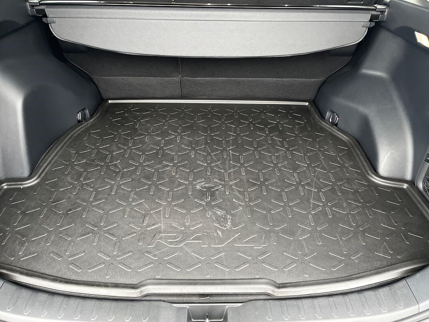 Used Toyota RAV4 2022 for sale - 76490713: Photo 17