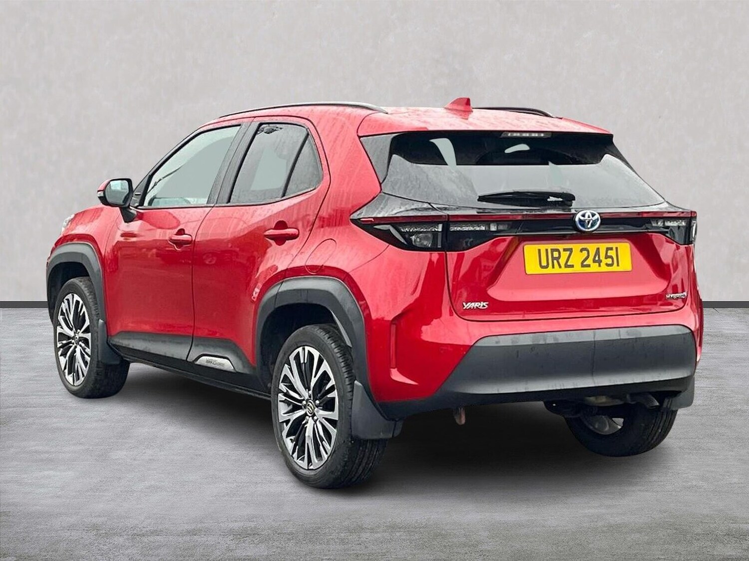 Used Toyota Yaris Cross 2022 for sale - 76320706: Photo 2