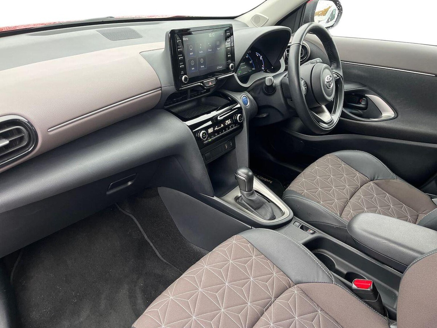 Used Toyota Yaris Cross 2022 for sale - 76320706: Photo 7