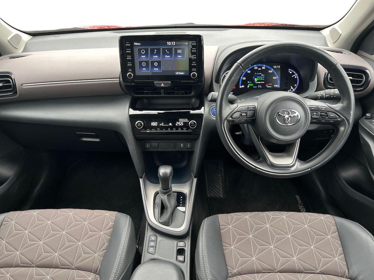 Used Toyota Yaris Cross 2022 for sale - 76320706: Photo 8