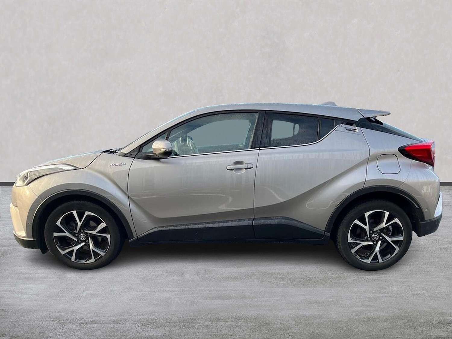 Used Toyota C-HR 2018 for sale - 76353628: Photo 19