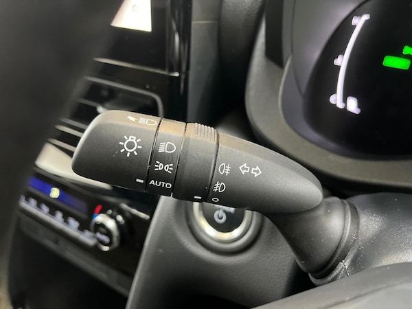 Used Toyota Yaris Cross 2024 for sale - 75490937: Photo 28
