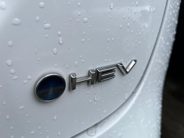 Used Toyota Yaris Cross 2024 for sale - 75490937: Photo 33