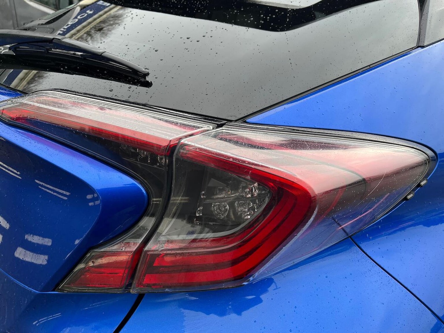 Used Toyota C-HR 2017 for sale - 76770010: Photo 35