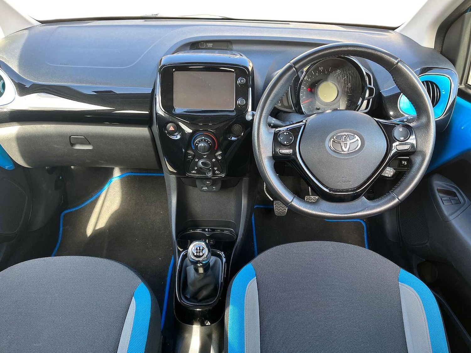 Used Toyota AYGO 2015 for sale - 78193028: Photo 10