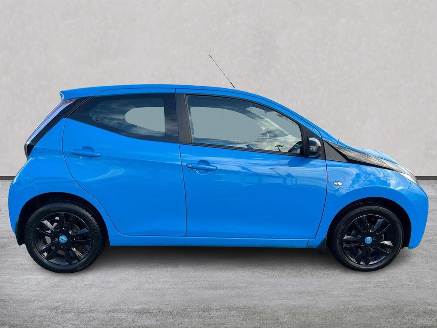 Used Toyota AYGO 2015 for sale - 78193028: Photo 5