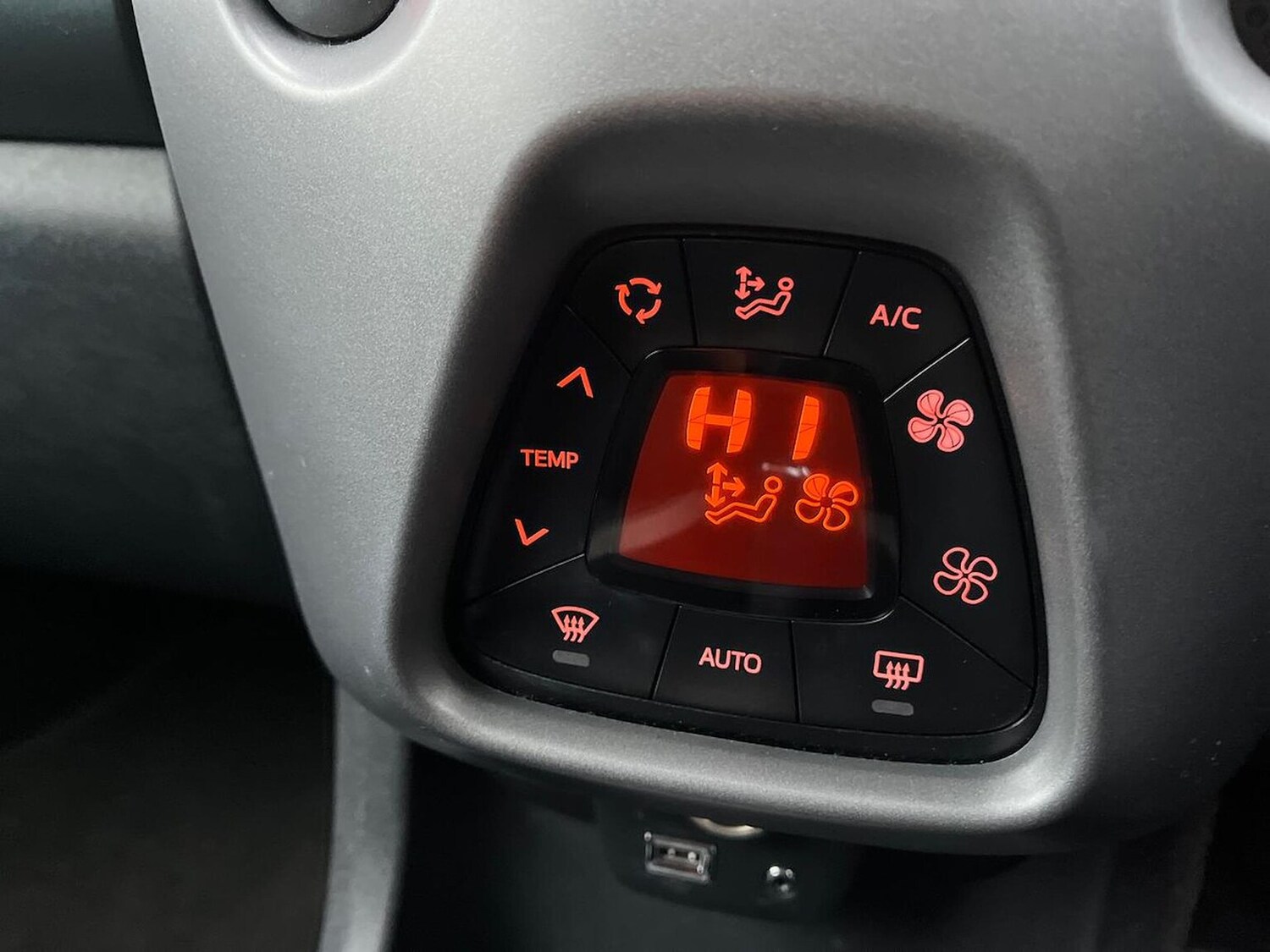 Used Toyota AYGO 2021 for sale - 78078174: Photo 14